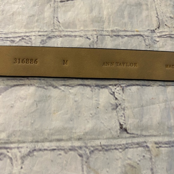 ANN TAYLOR GENUINE LEATHER CROC PRINT BLACK BELT WOMEN’S SIZE MEDIUM - Picture 8 of 9